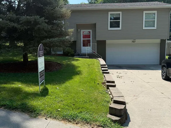707 Lila Ave, Bellevue, NE 68005