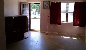 3rd image of 330 Saint Regis Dr