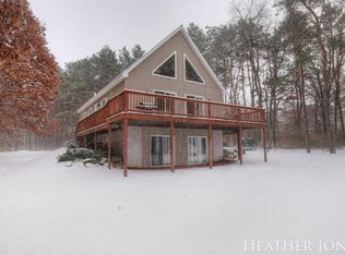 5349 S Monroe Rd, Greenville, MI 48838