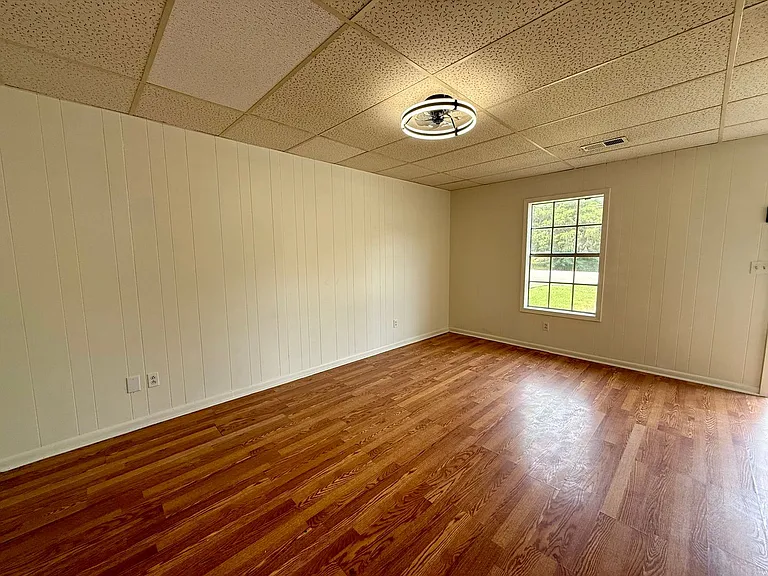 1403 Kimberly Dr — Photo 5
