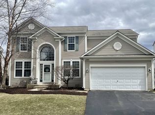 1289 Goldfinch Ln, Antioch, IL 60002