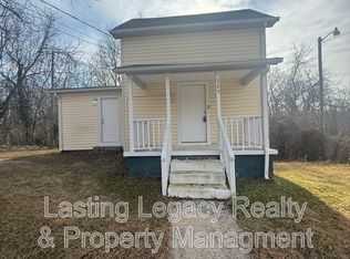 325 Jackson St, Reidsville, NC 27320