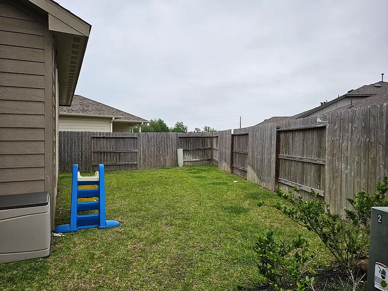 7811 Tindarey Maple Trce — Photo 21