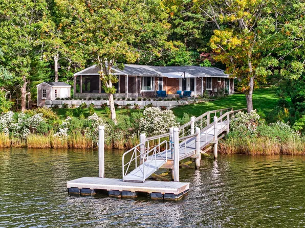 23 Childs River Road, Teaticket, MA 02536