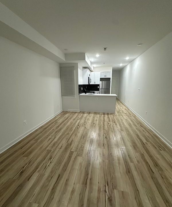 1st image of 917 N Markoe St #2