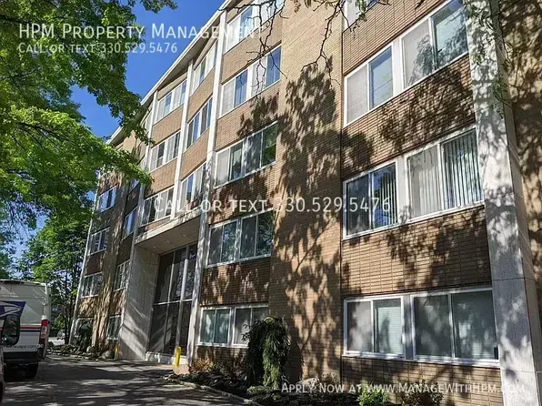 Aristocrat Apartments