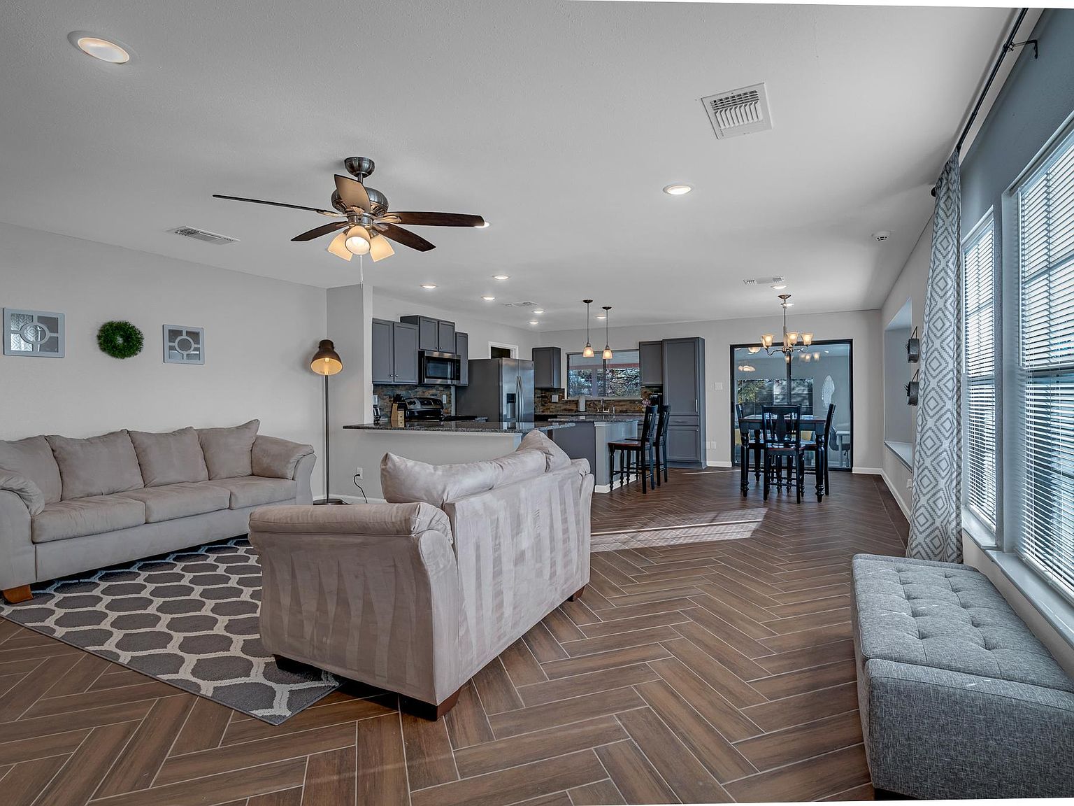 San Antonio, TX 78251