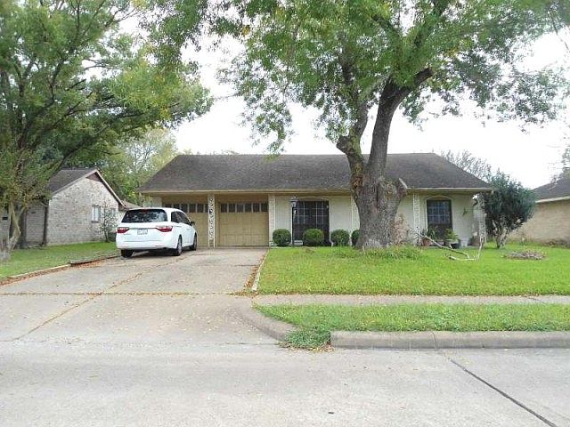 1st image of 16007 El Camino Real
