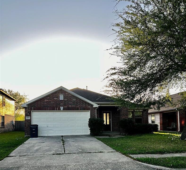 1st image of 1218 Concord Pl