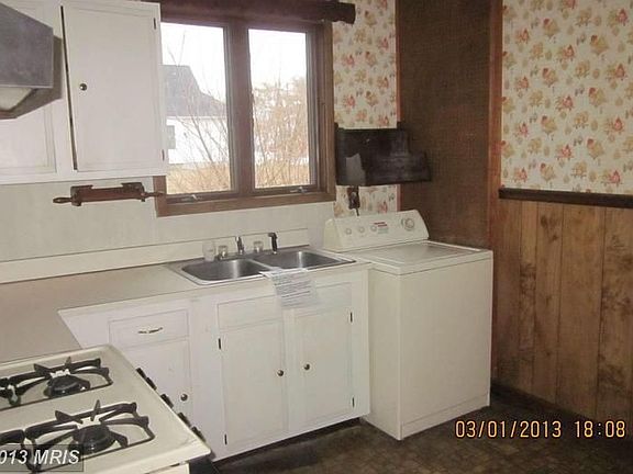 5th image of 27191 Cleveland St