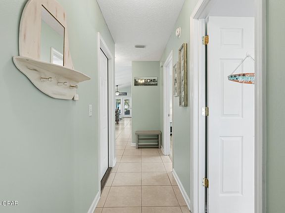 5th image of 122 White Cap Way