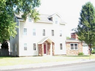 195 River Rd, Lincoln, RI 02865