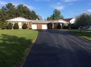 105 Logwood St, South Burlington, VT 05403