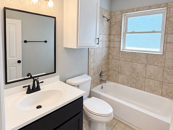 2nd image of 313 Asbill Ave