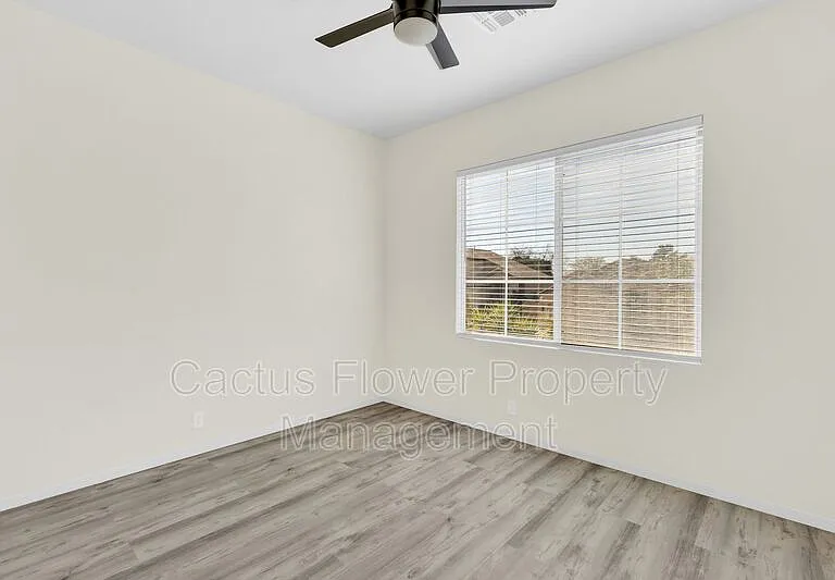 846 W Carob Dr — Photo 33