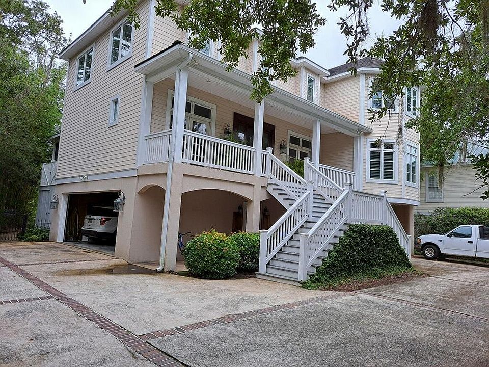 1st image of 109 Southpoint Dr