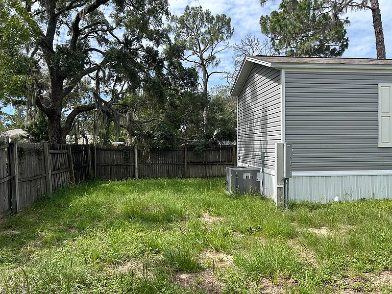 3204 Painters St — Photo 3