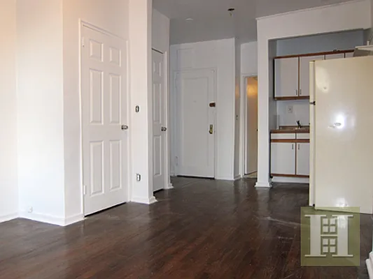 Rented by Halstead Real Estate | media 10