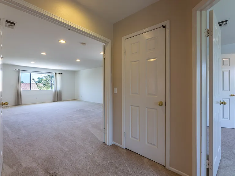 14 Monument Pl — Photo 21