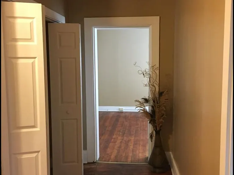 182 Miami Ave — Photo 11