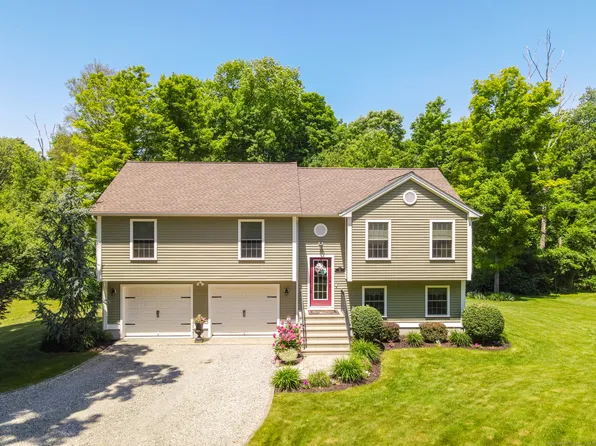 55 Tatnic Hill Road, Brooklyn, CT 06234