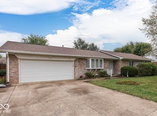 217 N Creekview Dr, Greenfield, IN 46140