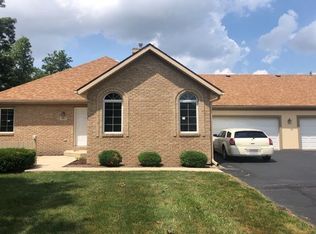 1143 Turnbury Ln, Perrysburg, OH 43551