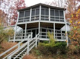 9005 Emerald Ct, Nashville, IN 47448