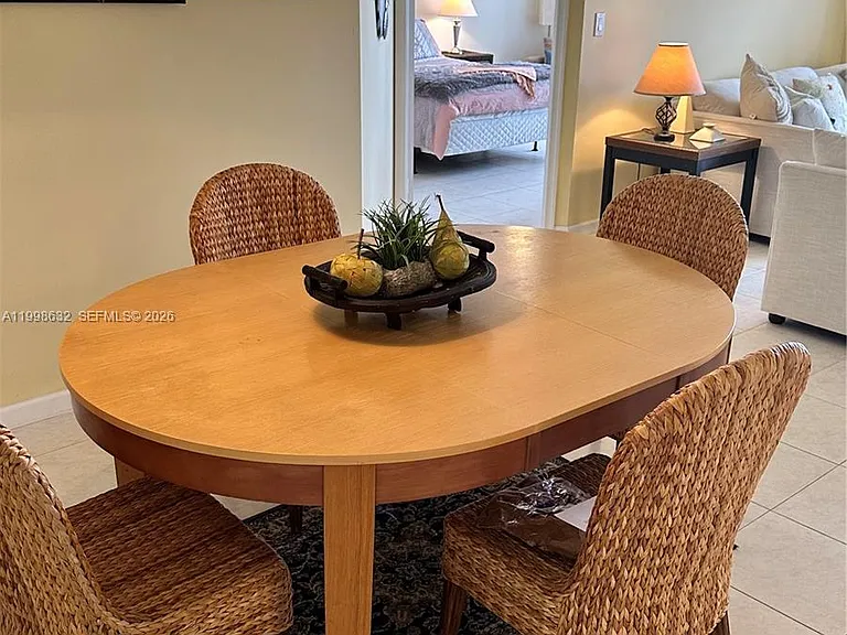 3530 Mystic Pointe Dr #2607 — Photo 3