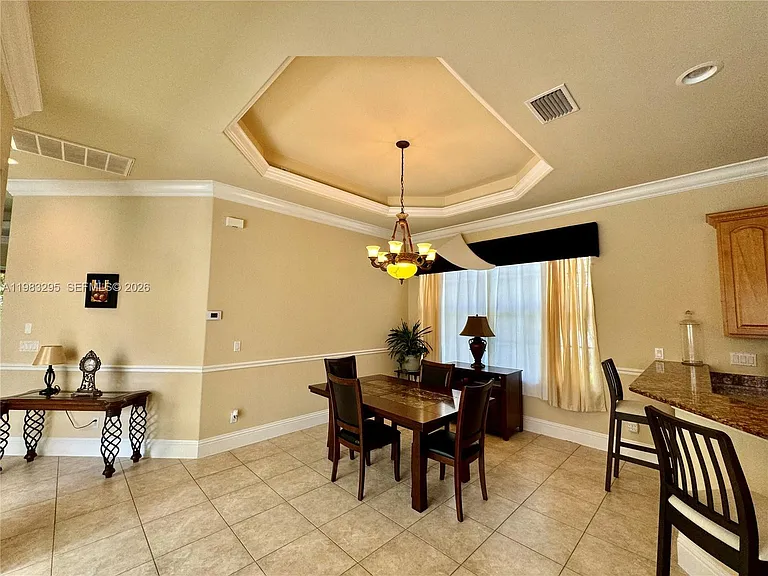 1740 Ludlow Rd — Photo 25