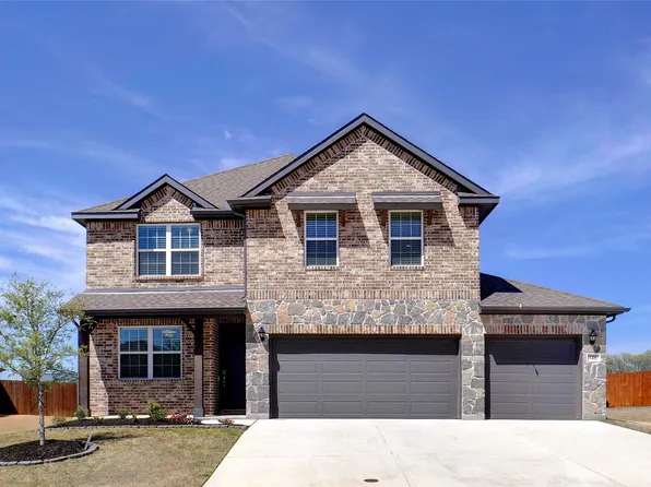 128 Creekside Dr, Sanger, TX 76266