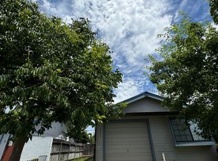 10471 Sierra Crest Way, Rancho Cordova, CA 95670