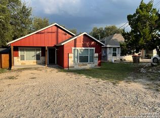 414 Stagecoach Dr, Canyon Lake, TX 78133