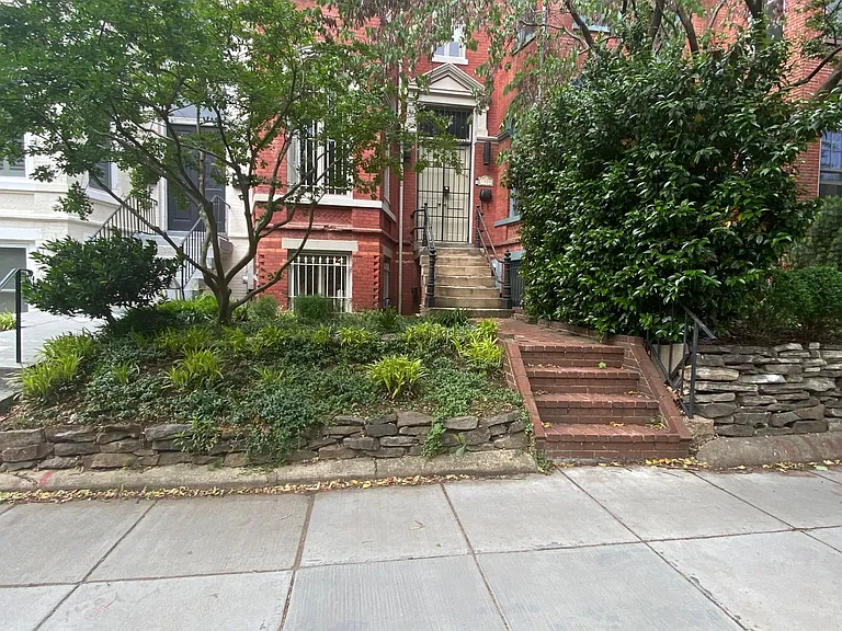 1507 R St NW — Photo 3