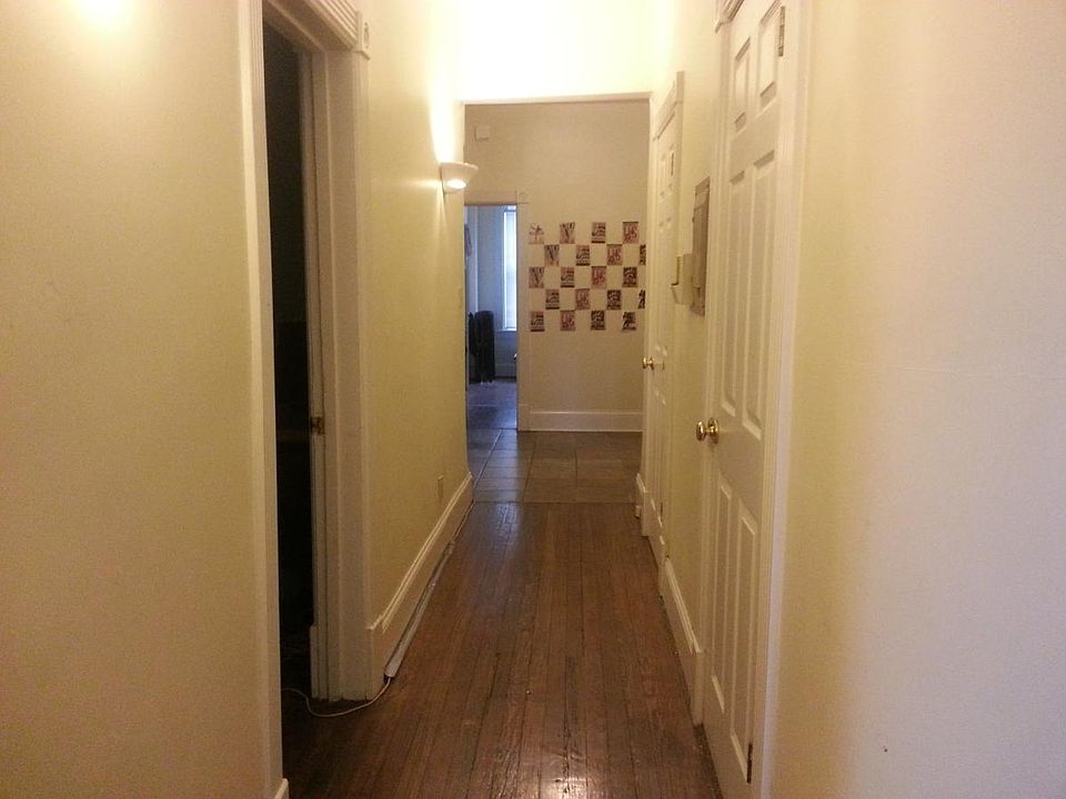 2nd image of 33 E McMillan St APT D