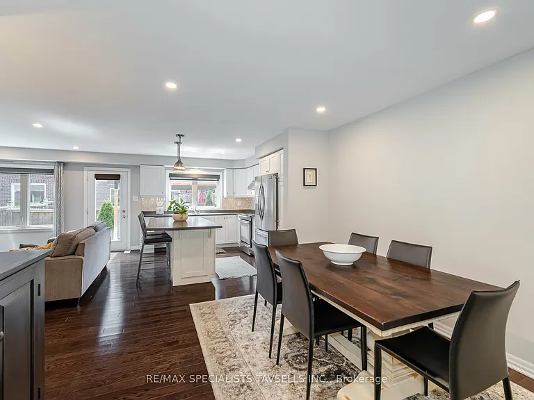 13 Lothbury Dr — Photo 7