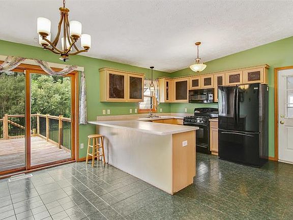 3rd image of 509 Lions Dr
