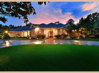 9527 Stonebridge Lake Dr, Tomball, TX 77375
