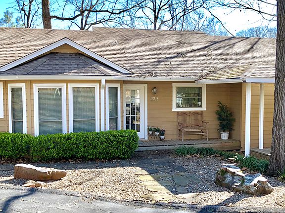 4th image of 229 E Eldorado Dr