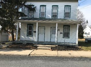 36 S 11th St, Akron, PA 17501