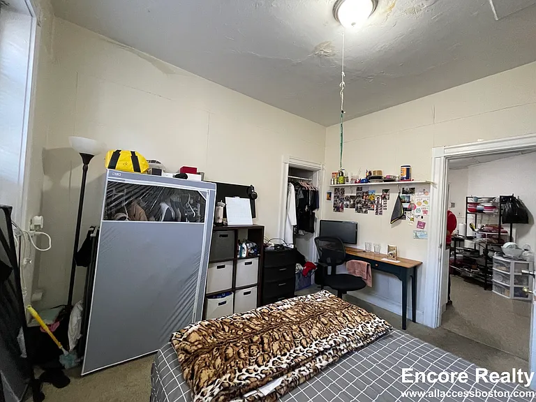 11 Park St #6 — Photo 25