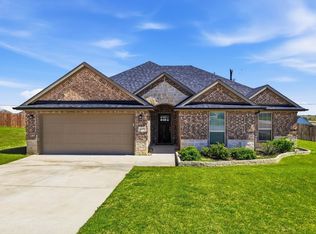 4101 Windmill Dr, Sanger, TX 76266