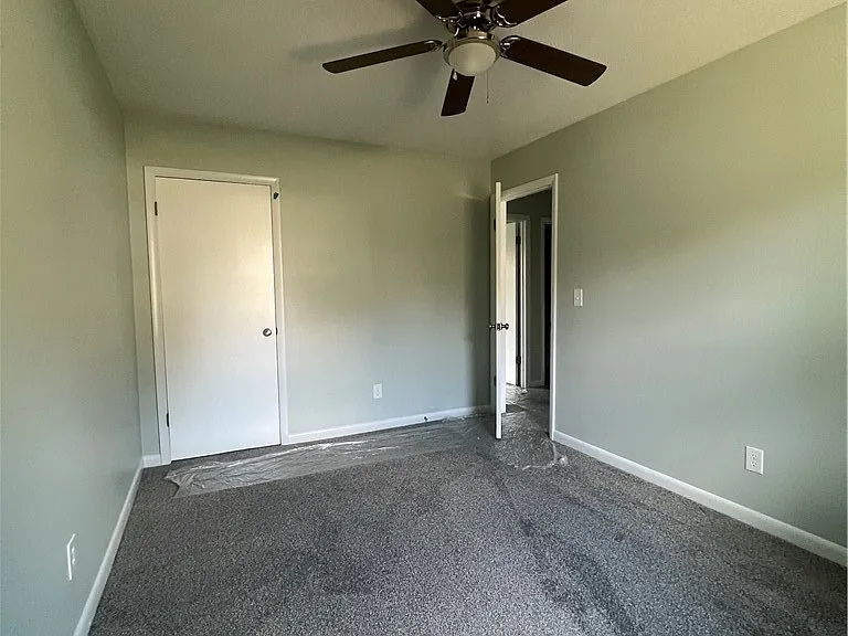 1215 Patrick Dr — Photo 22