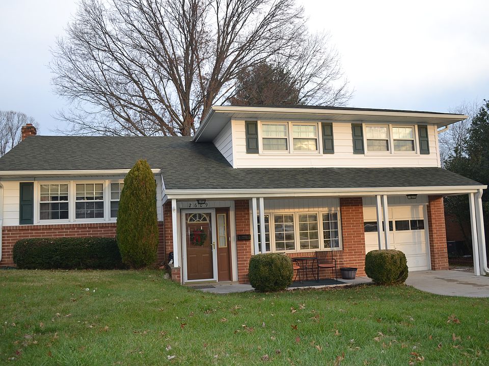 Welcome to 2609 Fogg Lane