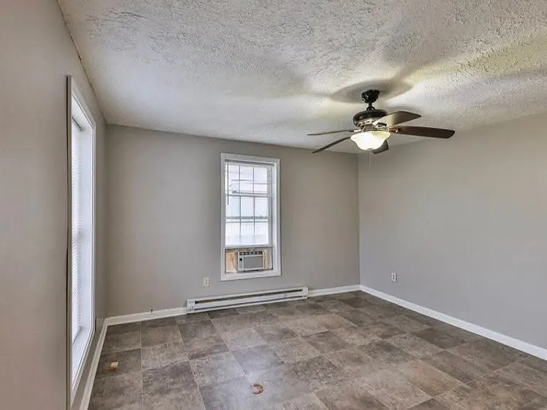 543 Taylor St — Photo 6
