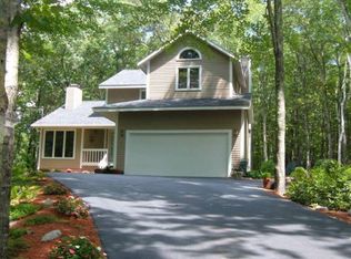 149 Moultonboro Neck Rd, Moultonboro, NH 03254