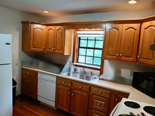 (undisclosed Address), Chattanooga, TN 37421