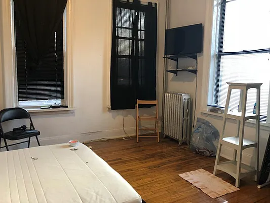 Rented by Mason Group LLC | media 10