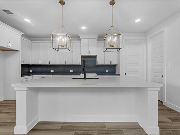 5th image of 2030 Lobo Ct