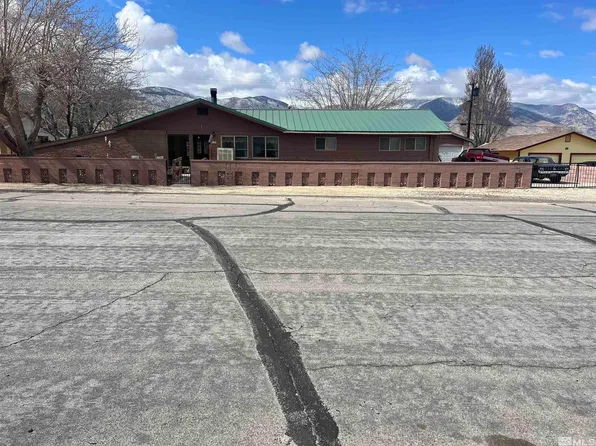 139 G St, Hawthorne, NV 89415